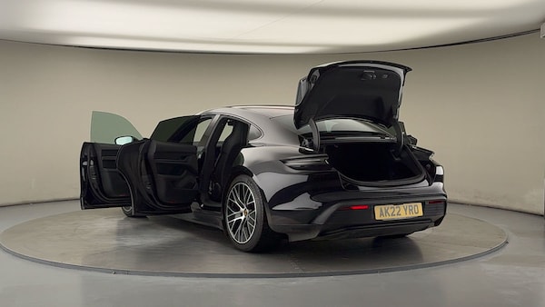 Used Porsche Taycan 2022 for sale - 76040255: Photo 23
