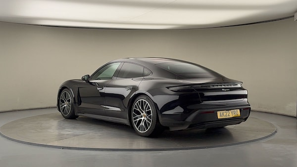Used Porsche Taycan 2022 for sale - 76040255: Photo 2
