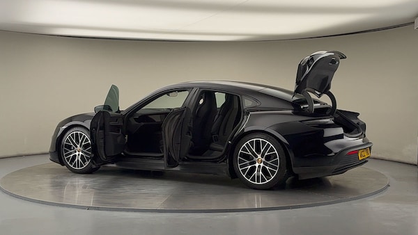 Used Porsche Taycan 2022 for sale - 76040255: Photo 45