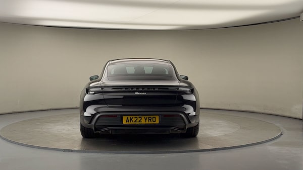 Used Porsche Taycan 2022 for sale - 76040255: Photo 4