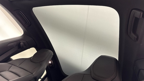 Used Porsche Taycan 2022 for sale - 76040255: Photo 6