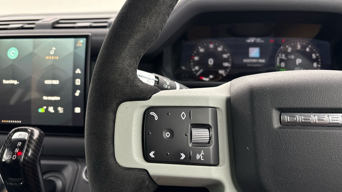 Used Land Rover Defender 2021 for sale - 78182392: Photo 13