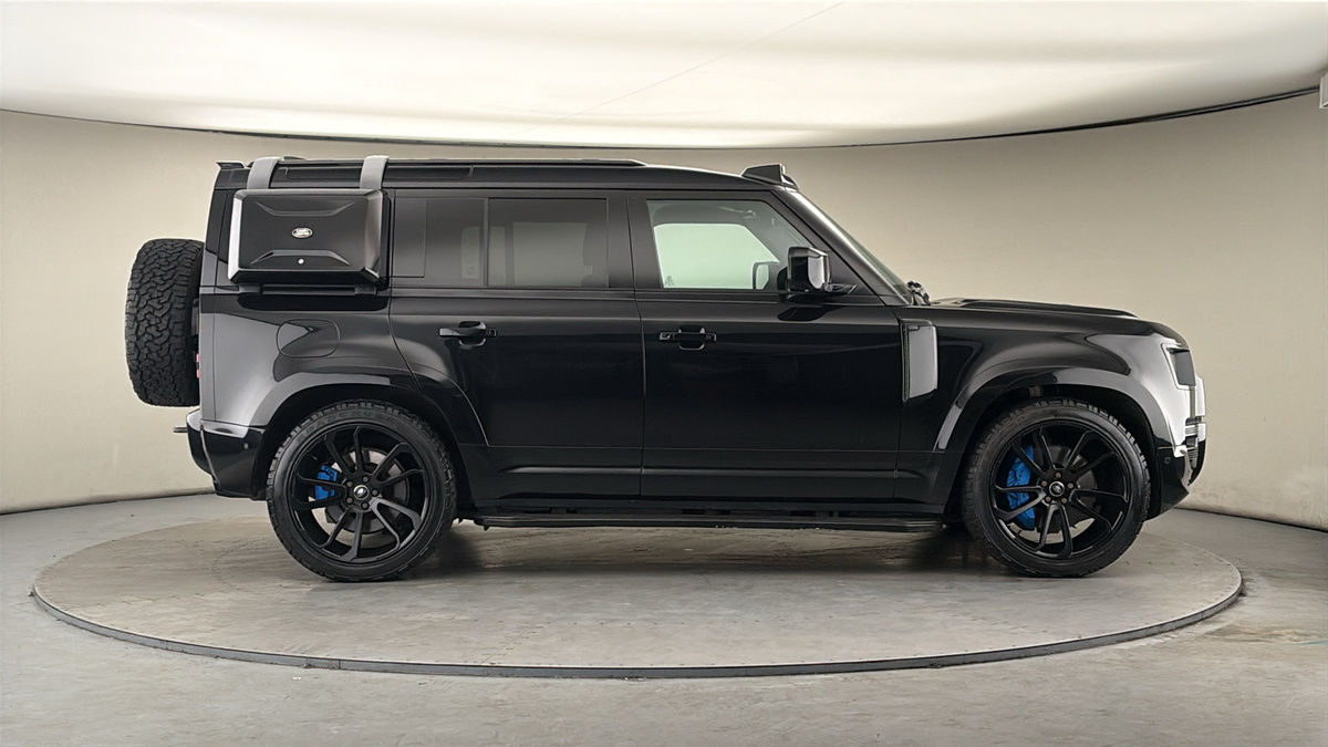 Used Land Rover Defender 2021 for sale - 78182392: Photo 16