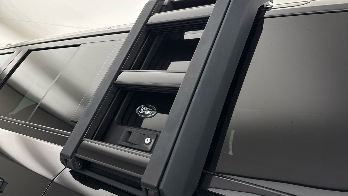 Used Land Rover Defender 2021 for sale - 78182392: Photo 30