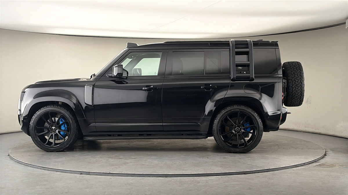 Used Land Rover Defender 2021 for sale - 78182392: Photo 33