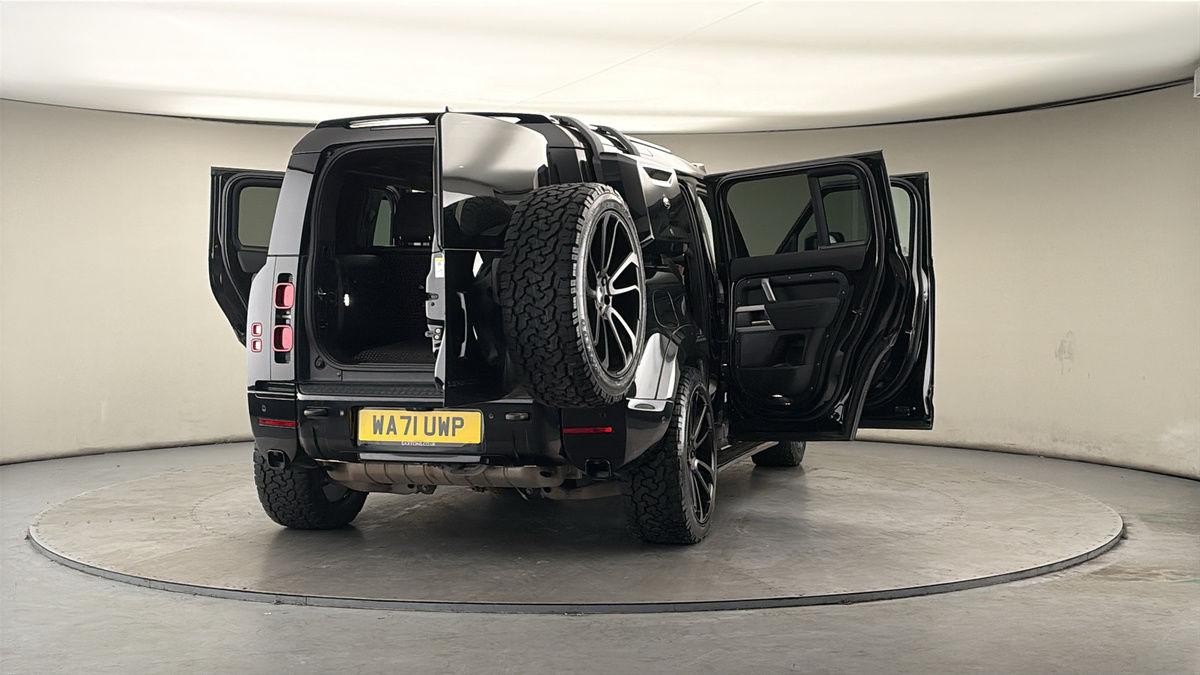 Used Land Rover Defender 2021 for sale - 78182392: Photo 65