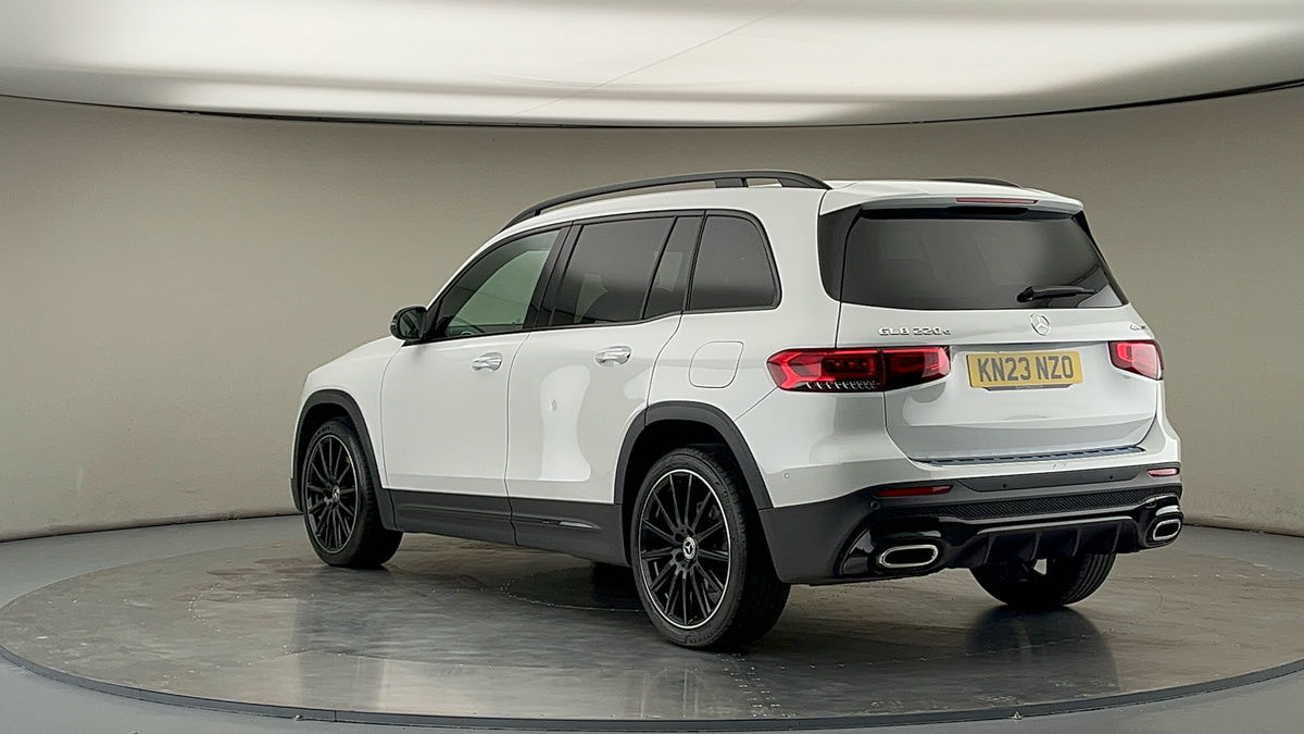 Used Mercedes-Benz GLB 2023 for sale - 75833390: Photo 2