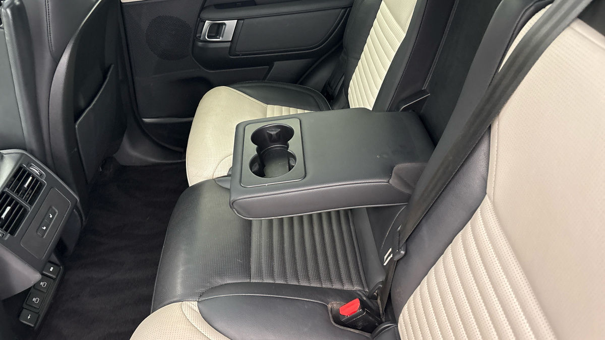 Used Land Rover Discovery 2021 for sale - 77089584: Photo 9