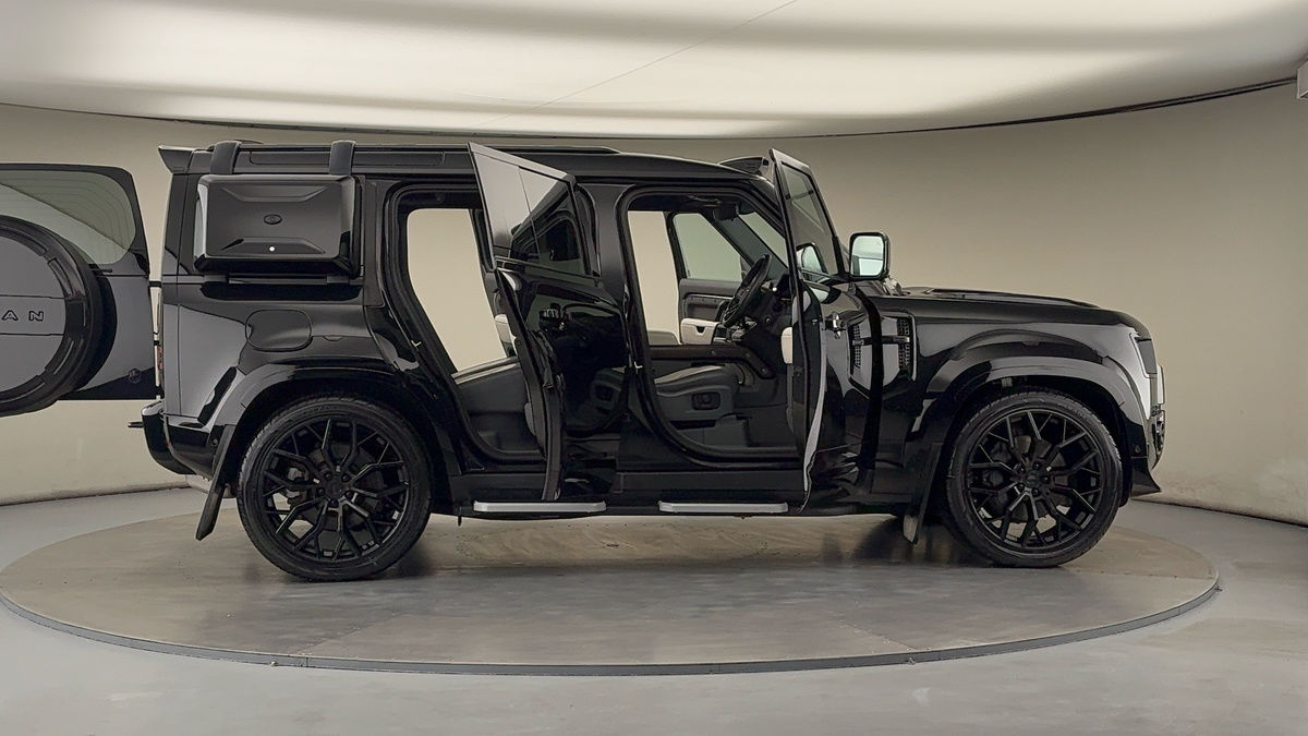 Used Land Rover Defender 110 2023 for sale - 76280713: Photo 61