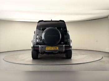 Used Land Rover Defender 90 2021 for sale - 78018069: Photo