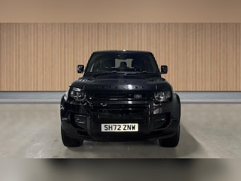 Used Land Rover Defender 90 2022 for sale - 78920274: Photo
