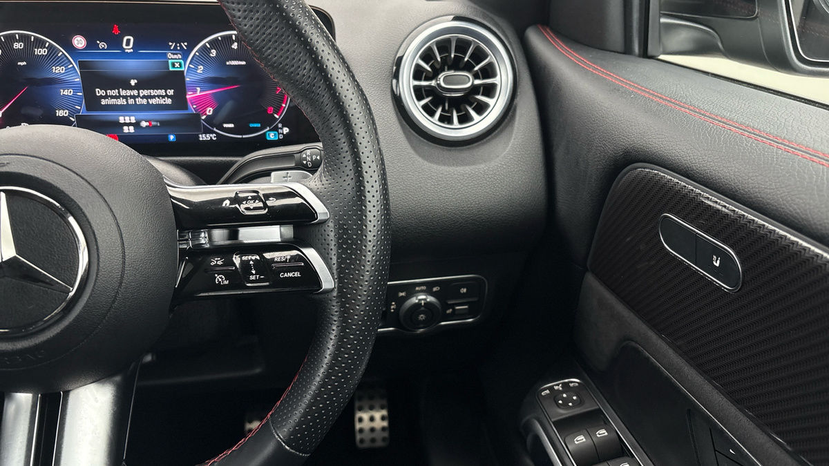 Used Mercedes-Benz GLB 2025 for sale - 76884646: Photo 14