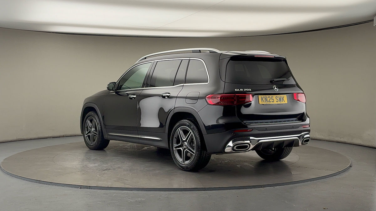 Used Mercedes-Benz GLB 2025 for sale - 76884646: Photo 2