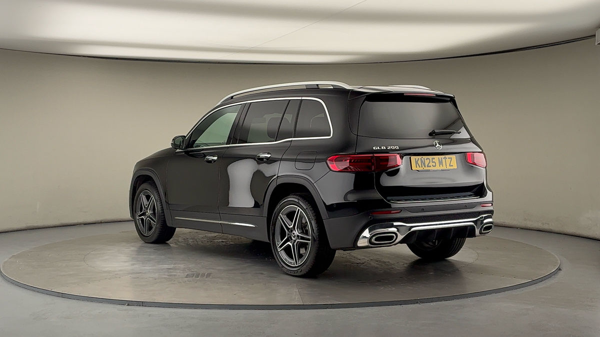 Used Mercedes-Benz GLB 2025 for sale - 76884645: Photo 2