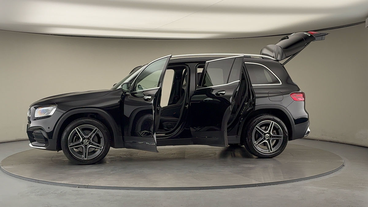 Used Mercedes-Benz GLB 2025 for sale - 76884645: Photo 48