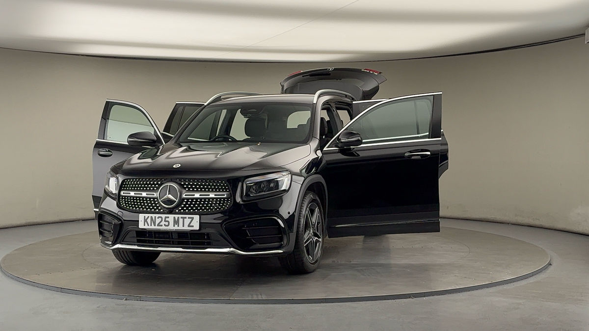 Used Mercedes-Benz GLB 2025 for sale - 76884645: Photo 51