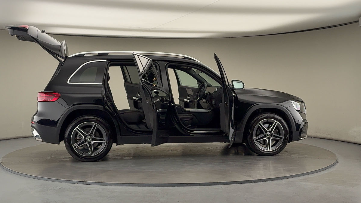 Used Mercedes-Benz GLB 2025 for sale - 76884645: Photo 57