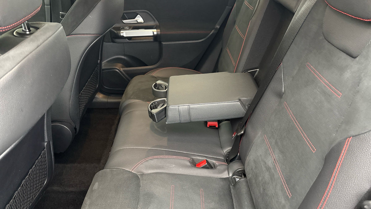 Used Mercedes-Benz GLB 2025 for sale - 76884645: Photo 9