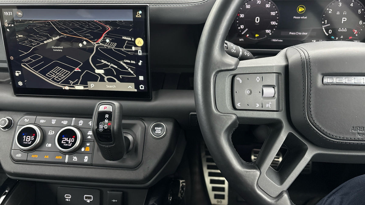 Used Land Rover Defender 90 2022 for sale - 76267790: Photo 13