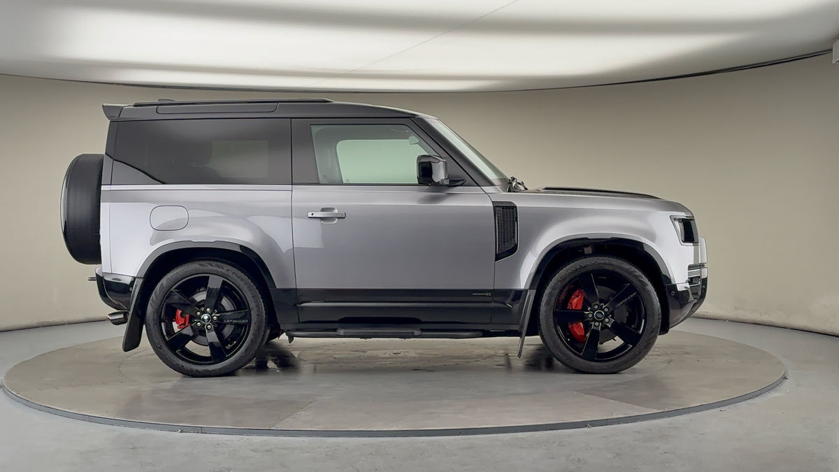 Used Land Rover Defender 90 2022 for sale - 76267790: Photo 16