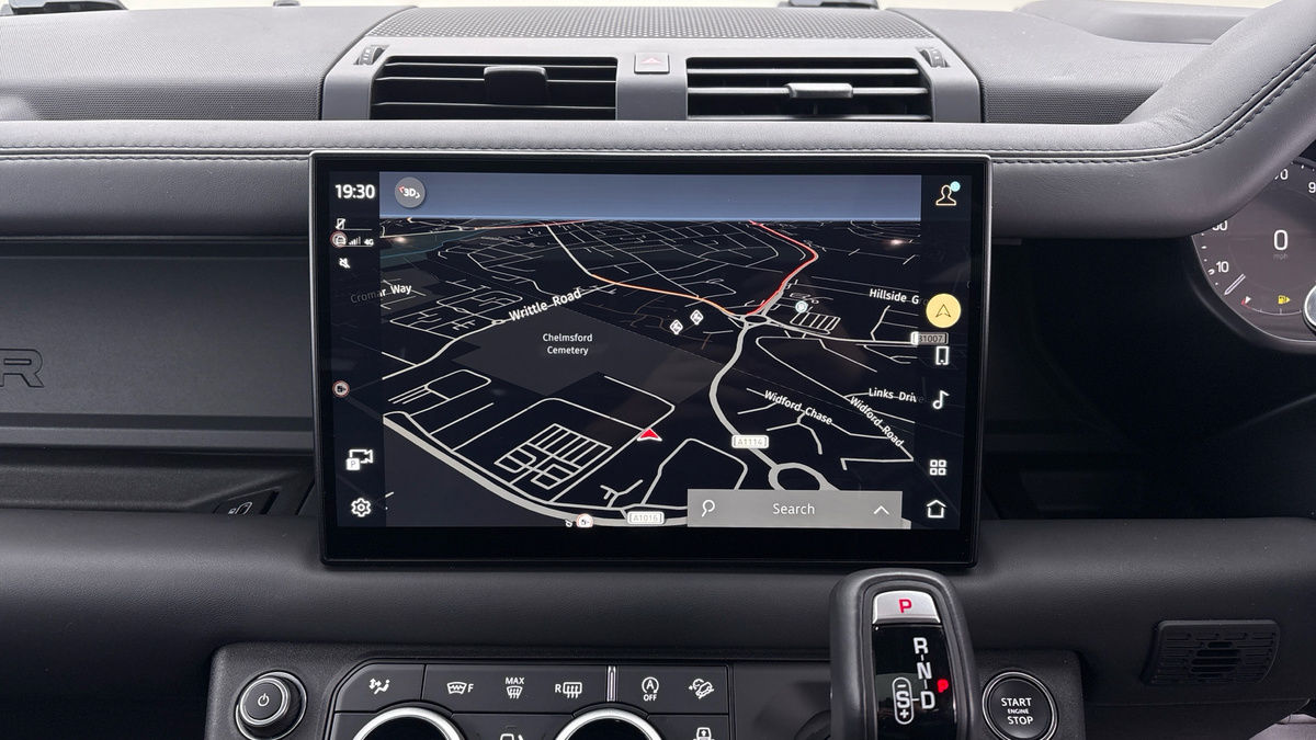 Used Land Rover Defender 90 2022 for sale - 76267790: Photo 17