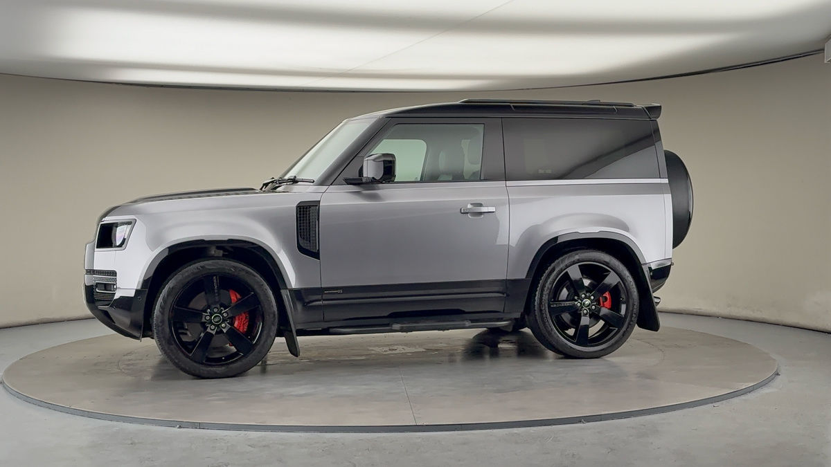 Used Land Rover Defender 90 2022 for sale - 76267790: Photo 29