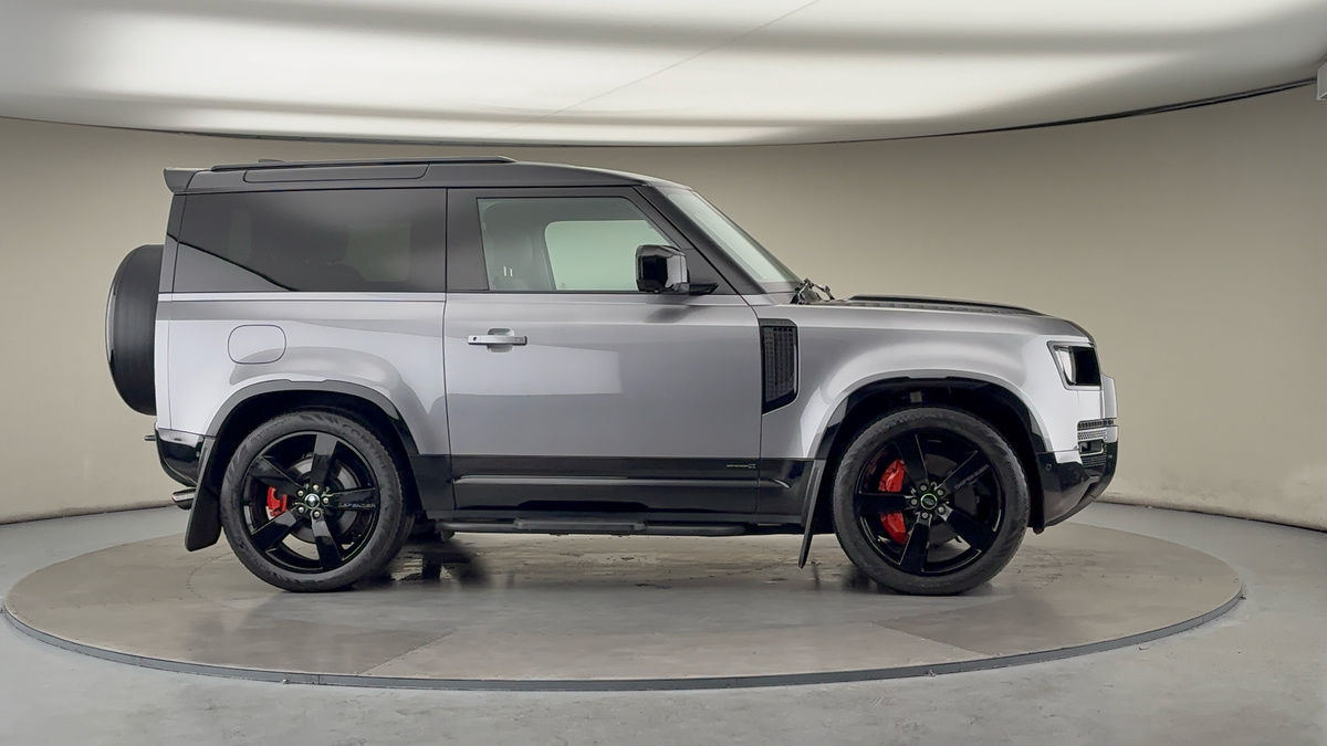 Used Land Rover Defender 90 2022 for sale - 76267790: Photo 37