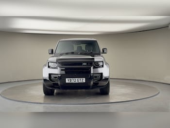 Used Land Rover Defender 90 2022 for sale - 76267790: Photo
