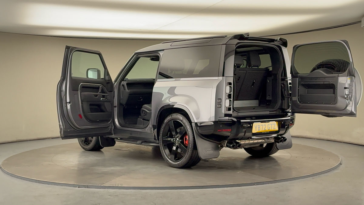 Used Land Rover Defender 90 2022 for sale - 76267790: Photo 44