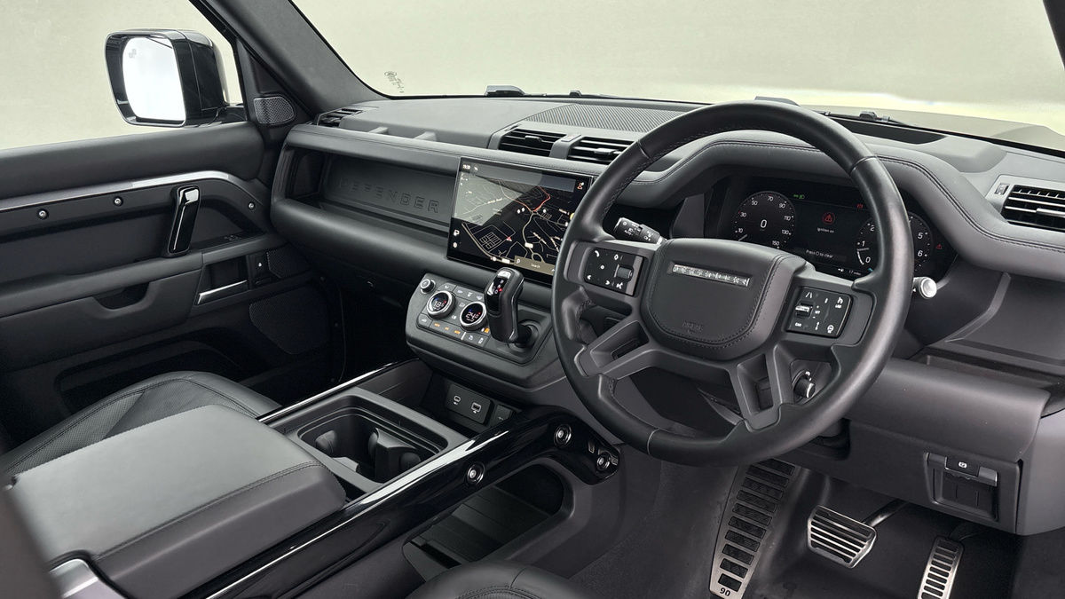 Used Land Rover Defender 90 2022 for sale - 76267790: Photo 5