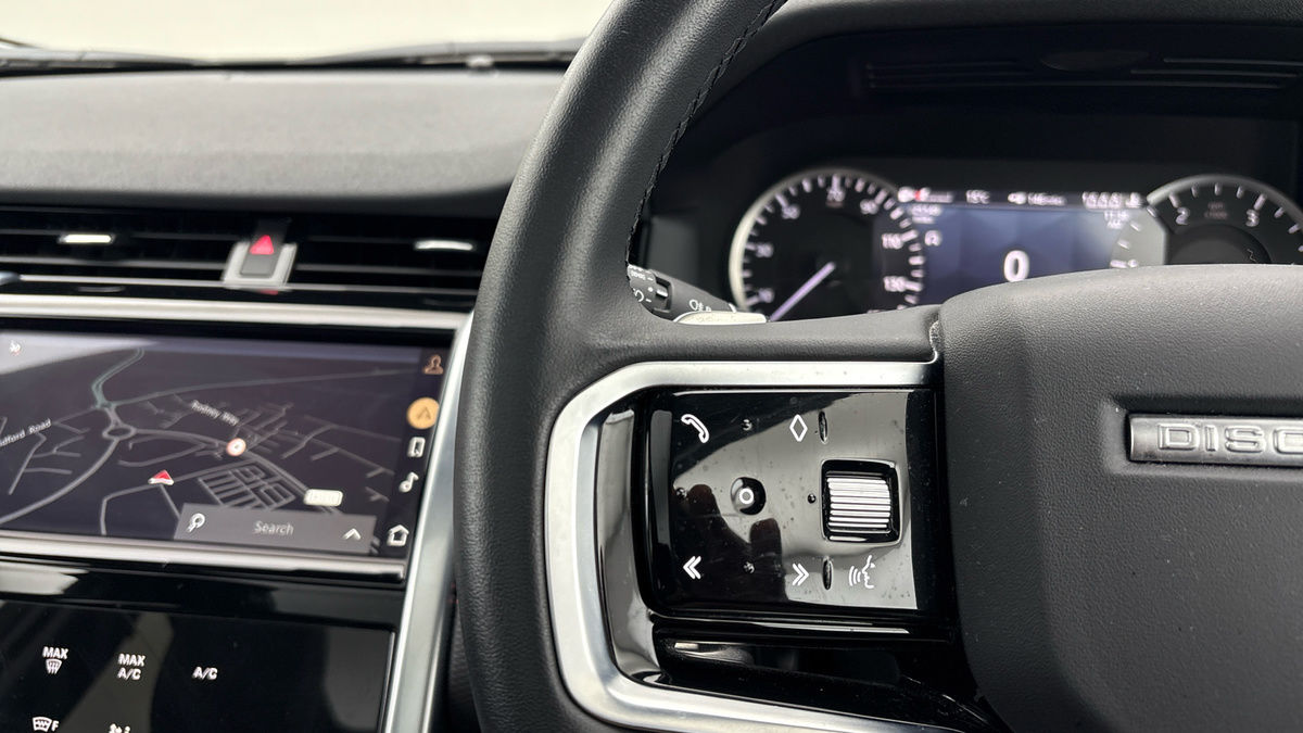 Used Land Rover Discovery Sport 2022 for sale - 76396752: Photo 13