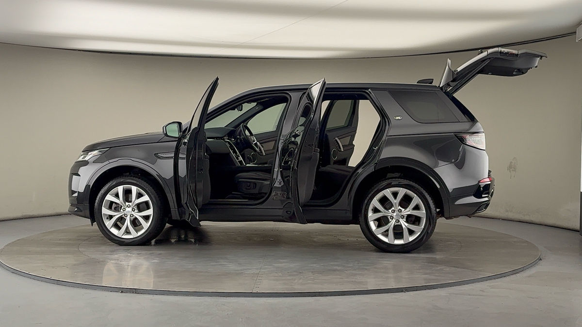 Used Land Rover Discovery Sport 2022 for sale - 76396752: Photo 46