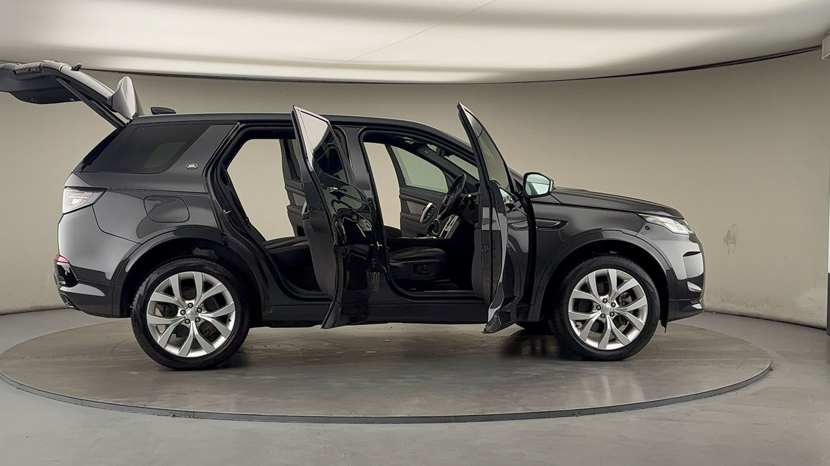 Used Land Rover Discovery Sport 2022 for sale - 76396752: Photo 56