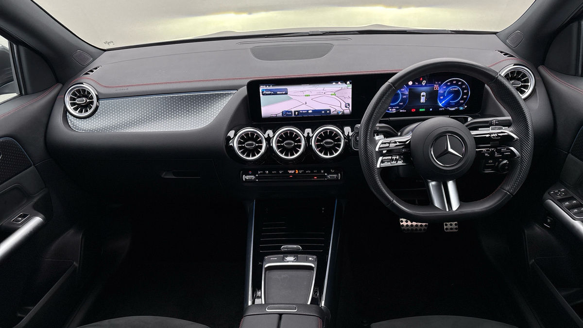 Used Mercedes-Benz EQA 2024 for sale - 76368749: Photo 12