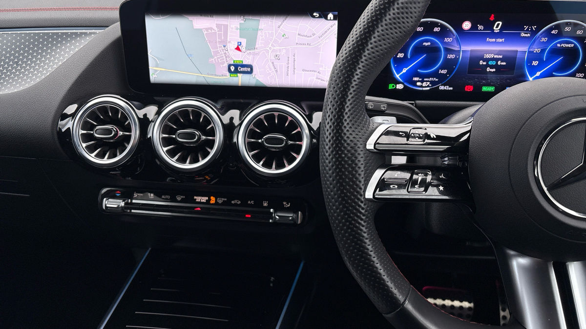 Used Mercedes-Benz EQA 2024 for sale - 76368749: Photo 13