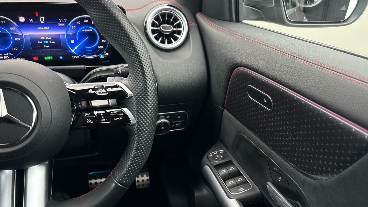 Used Mercedes-Benz EQA 2024 for sale - 76368749: Photo 14