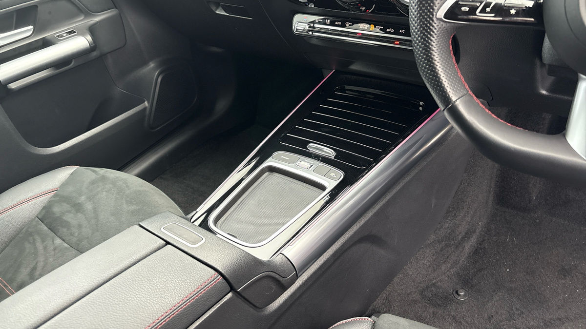 Used Mercedes-Benz EQA 2024 for sale - 76368749: Photo 18