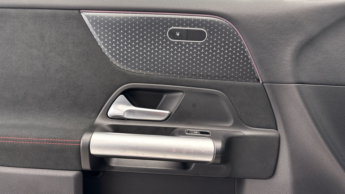 Used Mercedes-Benz EQA 2024 for sale - 76368749: Photo 19