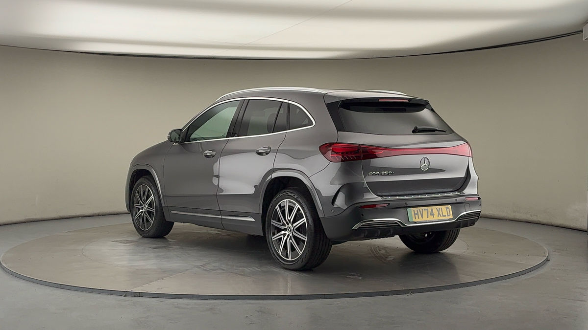 Used Mercedes-Benz EQA 2024 for sale - 76368749: Photo 2