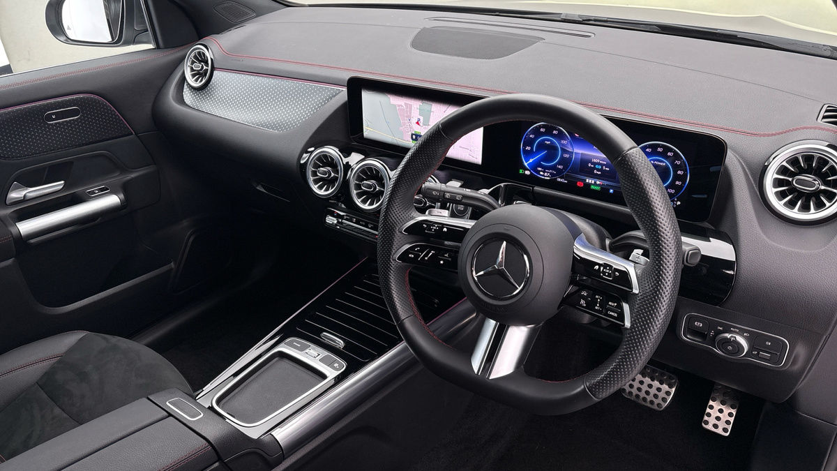 Used Mercedes-Benz EQA 2024 for sale - 76368749: Photo 5