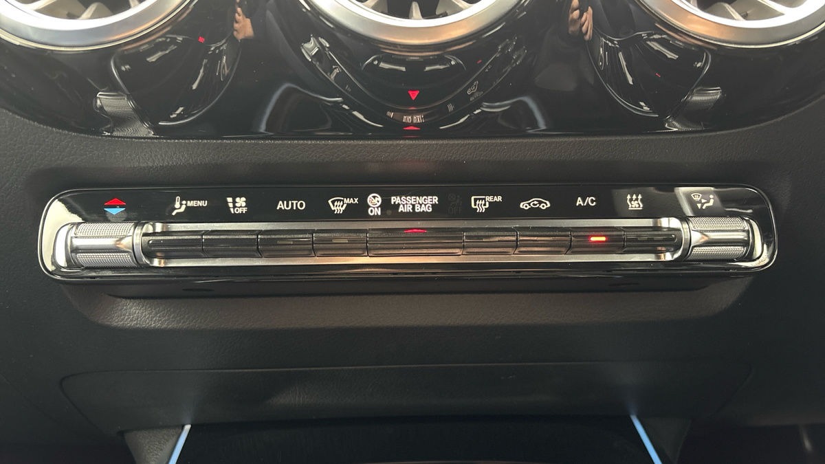 Used Mercedes-Benz EQA 2024 for sale - 76368749: Photo 6