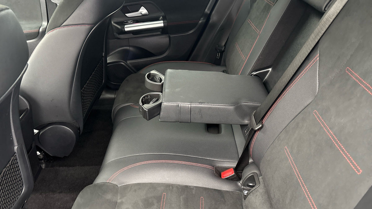 Used Mercedes-Benz EQA 2024 for sale - 76368749: Photo 9