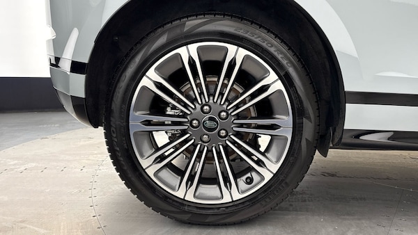 Used Land Rover Range Rover Evoque 2024 for sale - 76148521: Photo 10