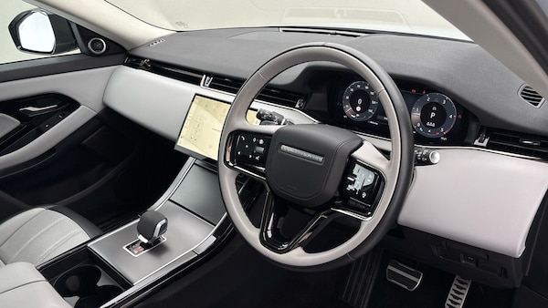 Used Land Rover Range Rover Evoque 2024 for sale - 76148521: Photo 5