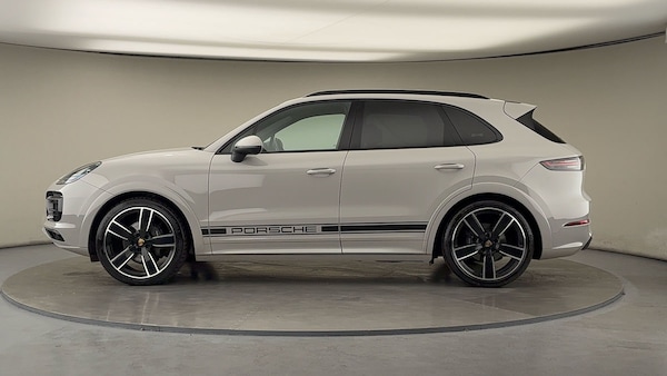 Used Porsche Cayenne 2023 for sale - 76030028: Photo 15