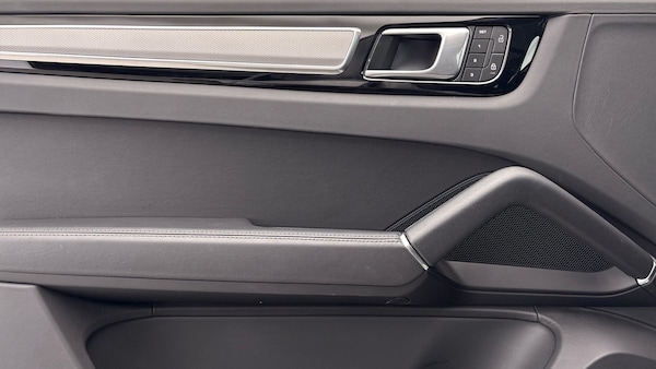 Used Porsche Cayenne 2023 for sale - 76030028: Photo 19