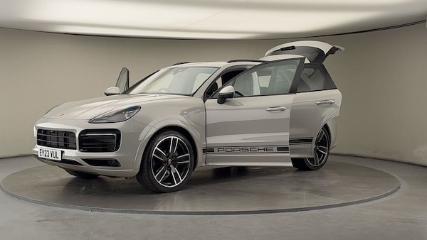 Used Porsche Cayenne 2023 for sale - 76030028: Photo 22