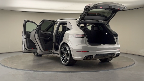 Used Porsche Cayenne 2023 for sale - 76030028: Photo 23
