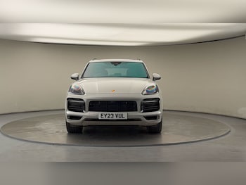 Used Porsche Cayenne 2023 for sale - 76030028: Photo