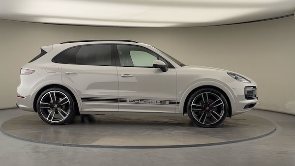 Used Porsche Cayenne 2023 for sale - 76030028: Photo 40